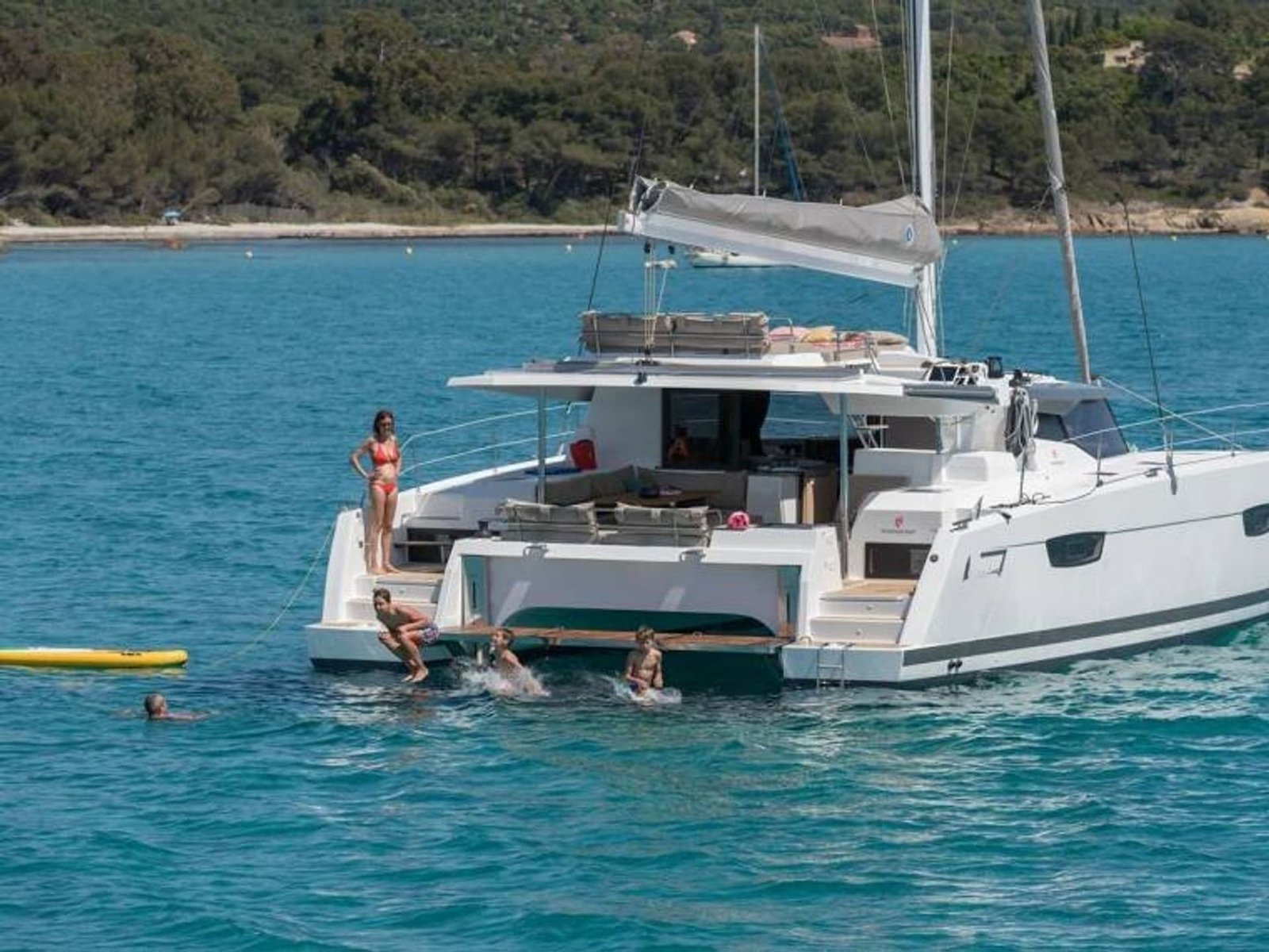 Catamaran Fountaine Pajot Saona 47